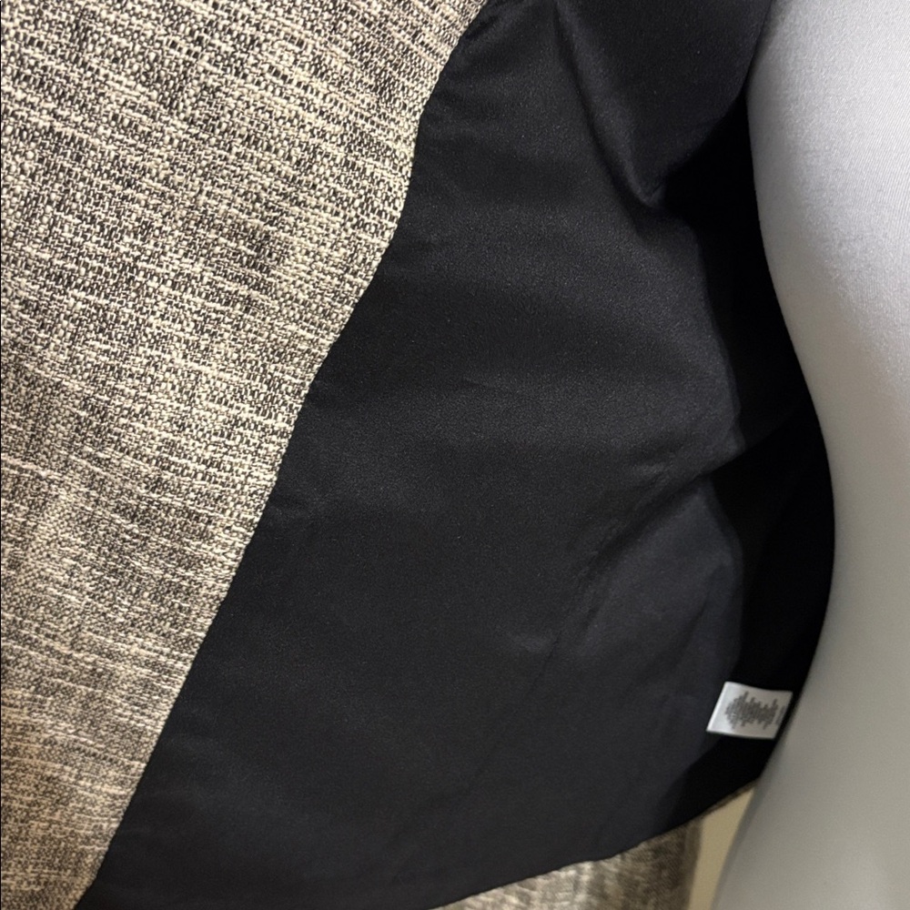 LOFT Textured Tan Blazer - Picture 6 of 7